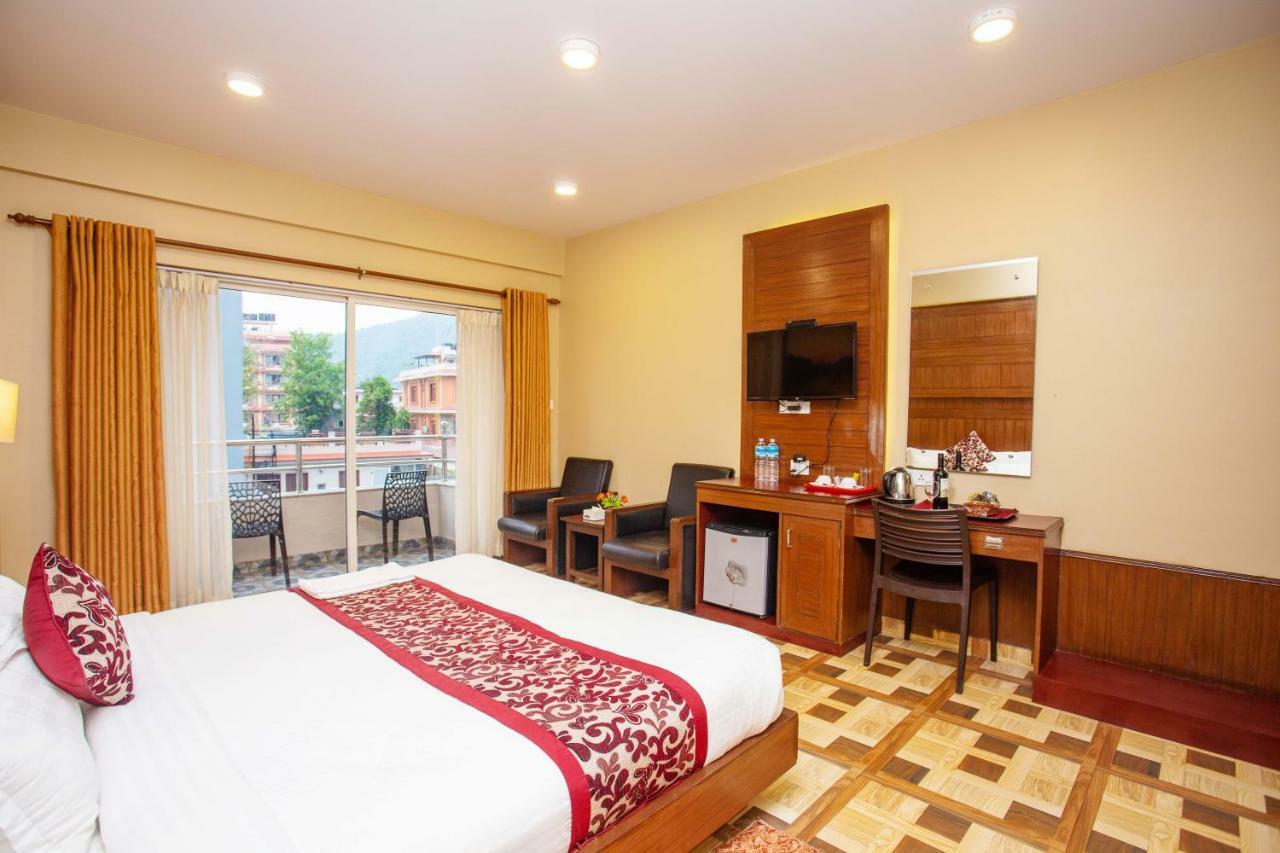 Hotel Iceland Pokhara Exterior foto